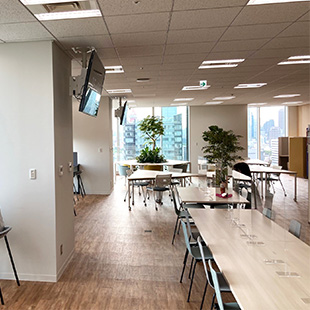 17階南側イートインの拡大写真を見る