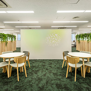 大阪本社 7階コラボエリアの拡大写真を見る